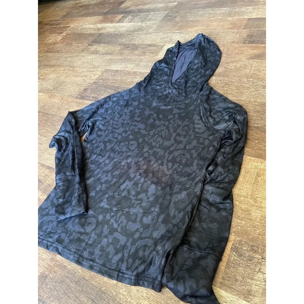 Jordann black and gray cheetah print lightweight athletic hoodie - Picture 2 of 5